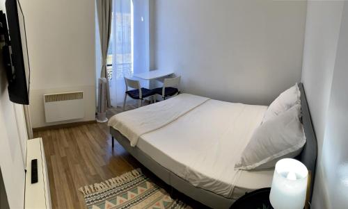 Studio cosy refait à neuf, centre-ville