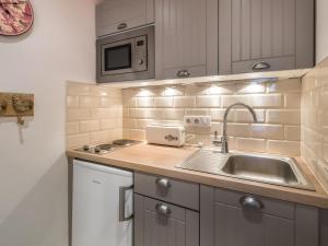 Studio Courchevel 1650, 1 pièce, 3 personnes - FR-1-563-75