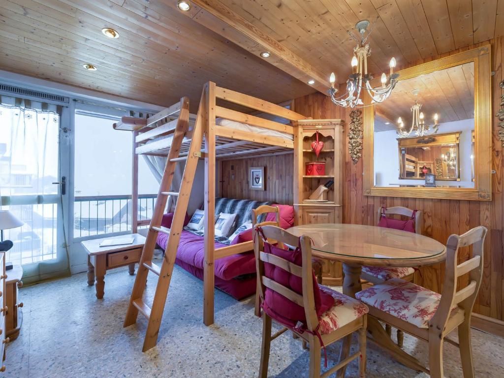 Appartement Studio Courchevel 1650, 1 pièce, 3 personnes - FR-1-563-75 Rue du Marquis 73120 Courchevel