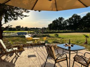 Studio cozy avec terrasse et vue sur le Luberon