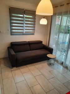 Appartement Studio Croix des Gardes Palais Plages 2ème étage 14 Boulevard du Périer 06400 Cannes Provence-Alpes-Côte d\'Azur