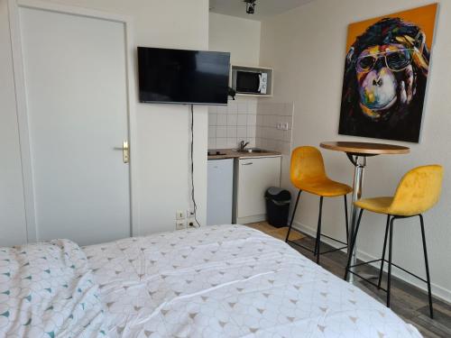 STUDIO d'HENRI centre ville d'AGEN