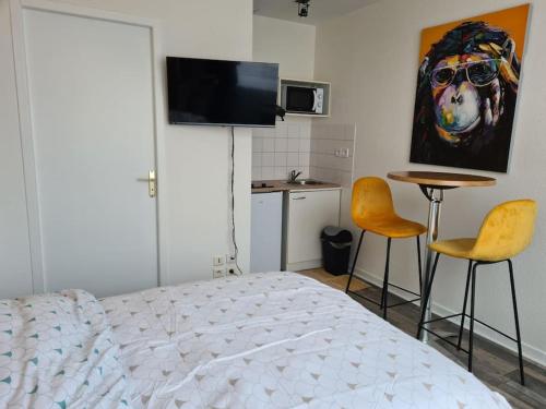 STUDIO d'HENRI centre ville d'AGEN