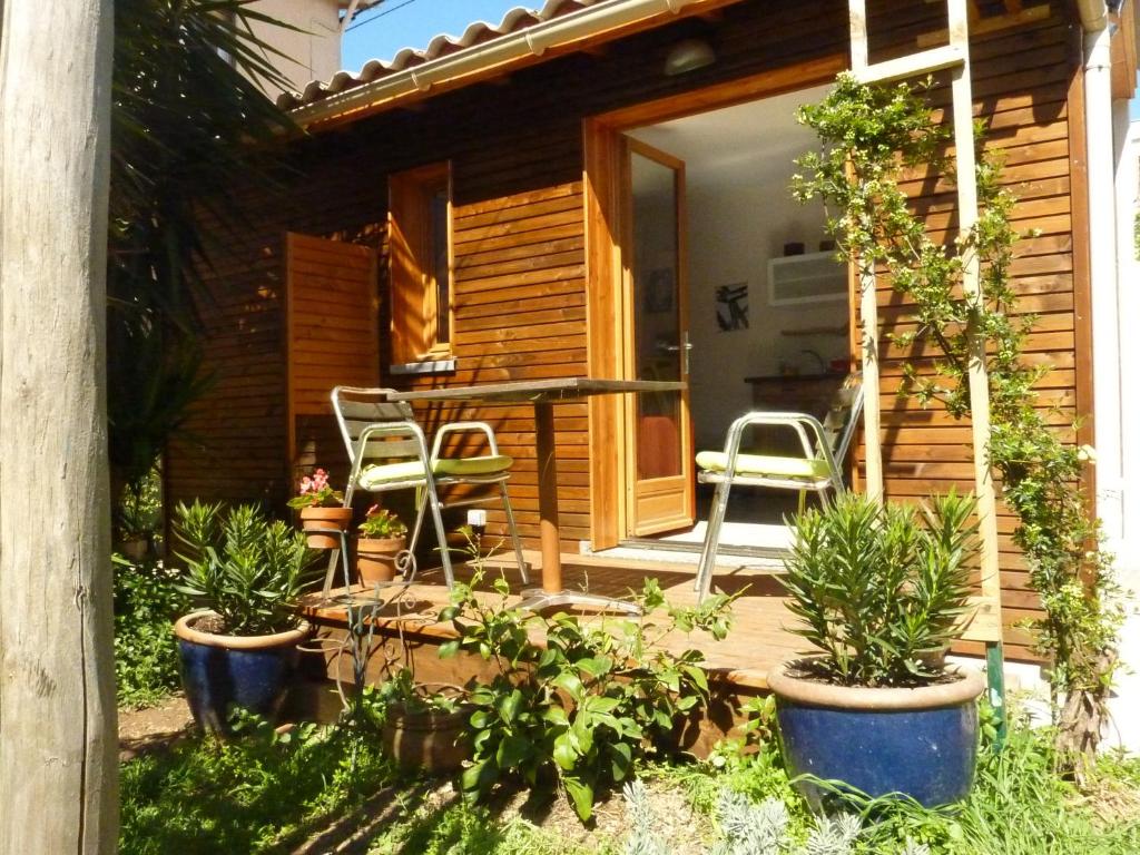 Appartement Studio dans jardin 43 Rue des Amandiers 34200 Sète