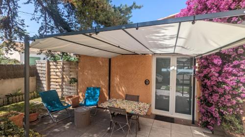 Studio, dans maison avec piscine