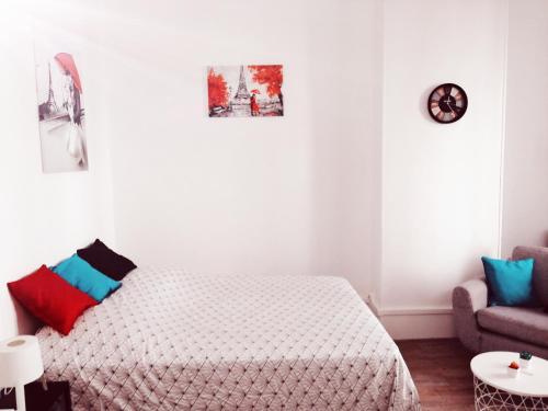 Studio dans un quartier résidentiel à Montrouge avec le métro à 2 min