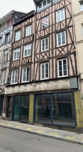 Studio dans une maison typique normande