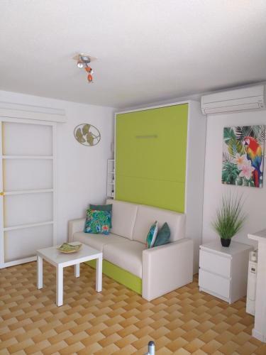 Studio de 25m2 tout équipé à 250m du bord de mer