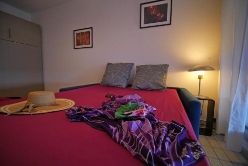 Studio de 33 m2, vue et bord de mer, parking