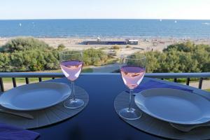 Studio de 33 m2, vue et bord de mer, parking