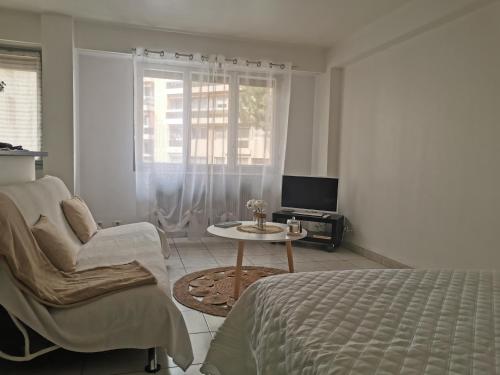studio de 35m² entre antibes et juan les pins