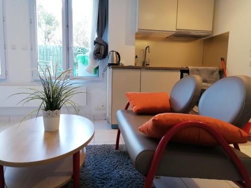 Studio de charme, 30' Paris, 5' Evry, 10' Orly