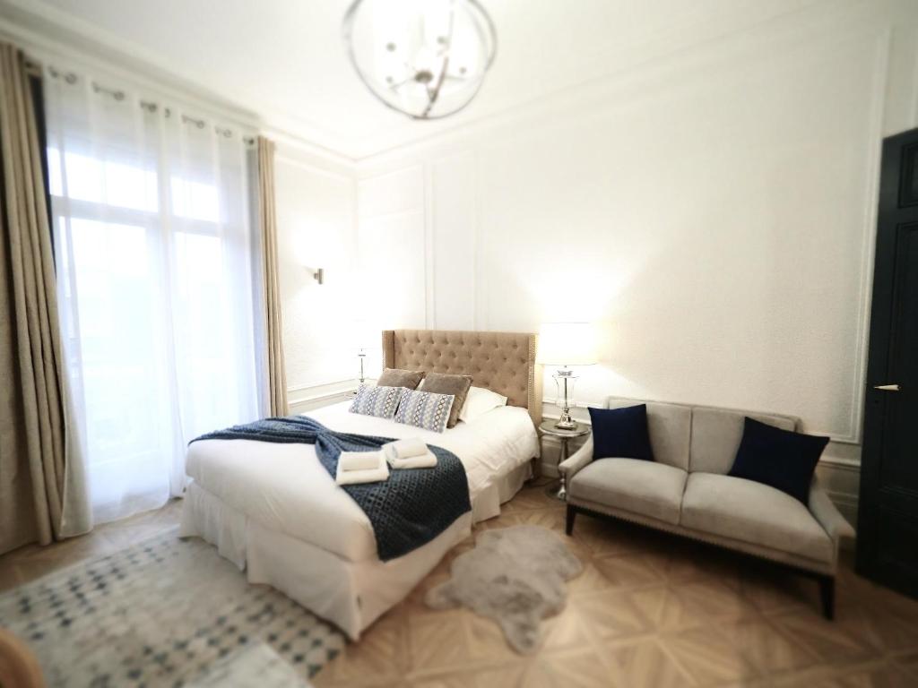 Appartement STUDIO de Standing Quartier Opéra / Parcs de VICHY 15 Boulevard de Russie 03200 Vichy