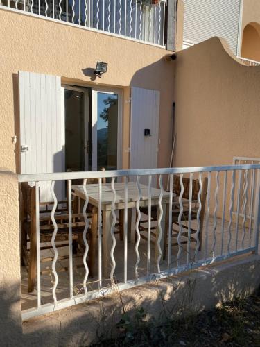 Studio de vacances dans résidence avec piscine
