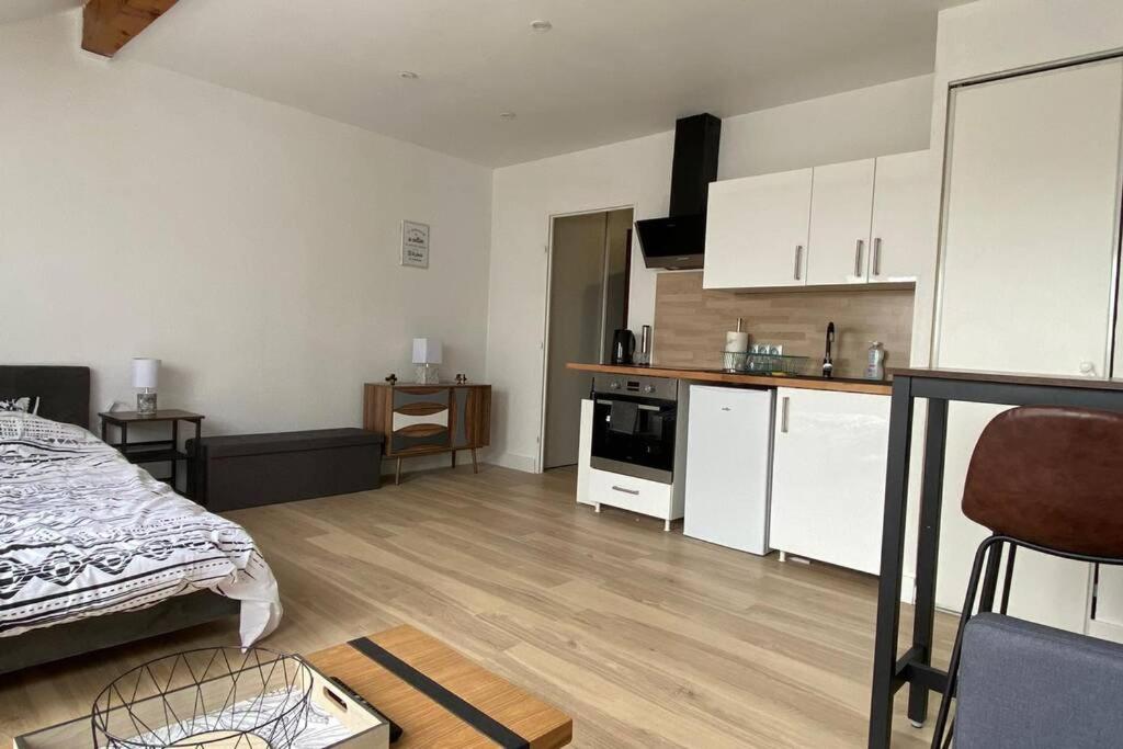 Studio des Arts - Netflix et wifi 9 Place des Arts, 74200 Thonon-les-Bains