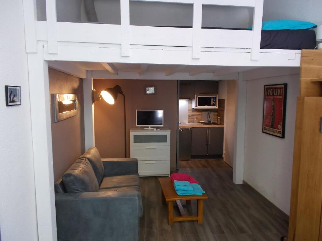 Studio des Halles 54 Rue de La Bonneterie, 84000 Avignon