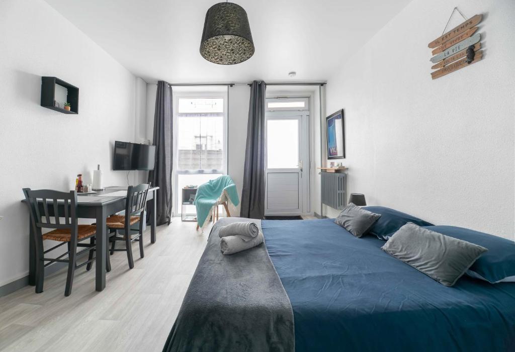 Studio design - centre ville - parcs Le Venise 25 Avenue Aristide Briand, 03200 Vichy