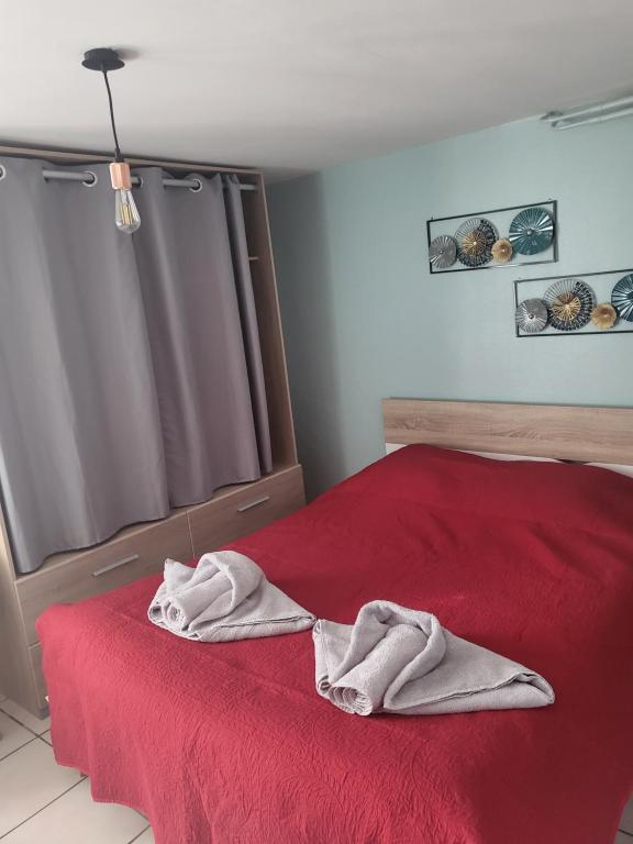 studio domaine la pinede 340 chemin du pansard
