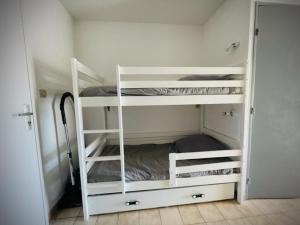 Studio double cabine en résidence à 600m de la plage
