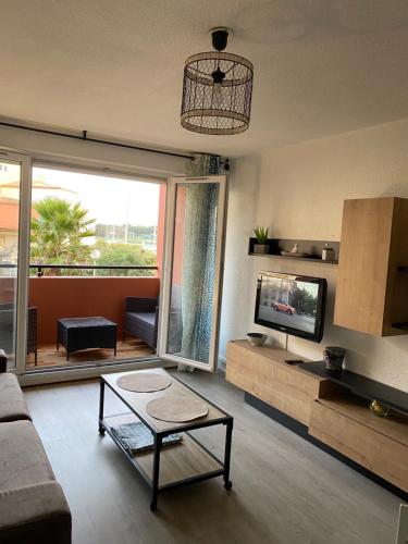 Studio du Cap d Agde vue Port