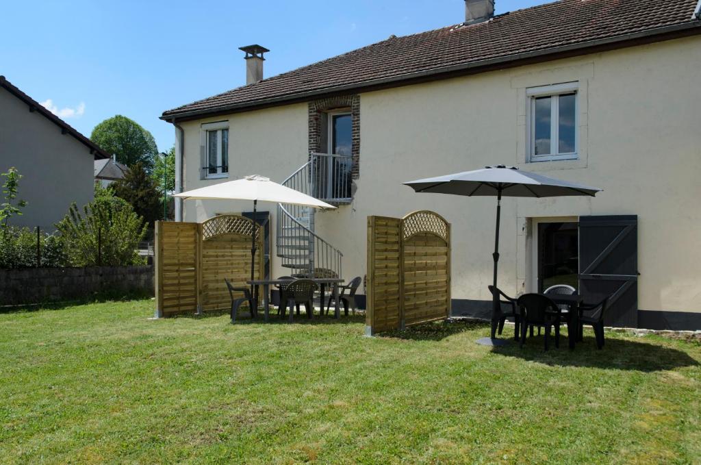 Studio du Coin - Vue montagne, au calme, Terrasse - AravisTour 74230 Les Villards-sur-Thônes