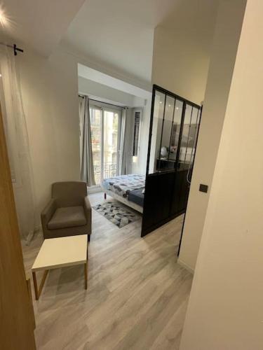 Studio Elyon, Nice centre