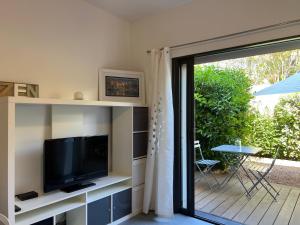 Studio en centre ville avec jardinet