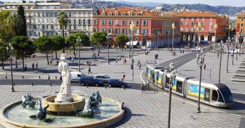 Studio en plein coeur de Nice proche Mer