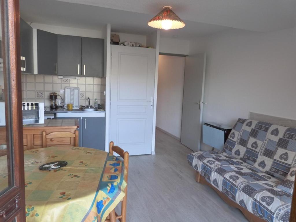 Appartement Studio Enchastrayes, 1 pièce, 4 personnes - FR-1-691-11 Immeuble Le Chamois Blond n° 07 04400 Enchastrayes