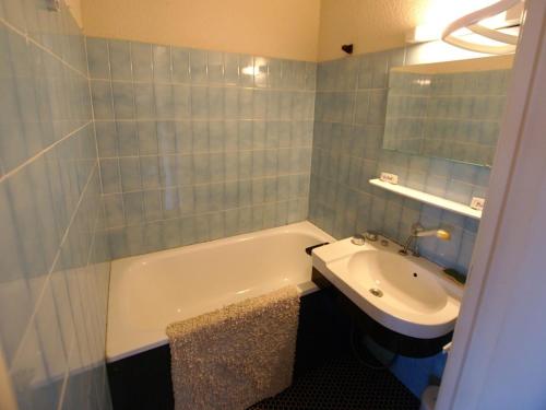 Studio Enchastrayes, 3 pièces, 6 personnes - FR-1-165A-108