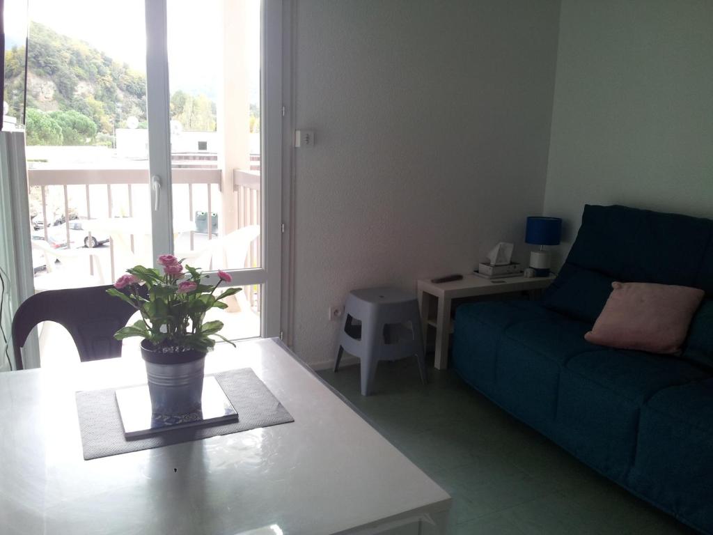 Appartement Studio ensoleillé pour cure ou vacances Boulevard du Mourcairol 34240 Lamalou-les-Bains