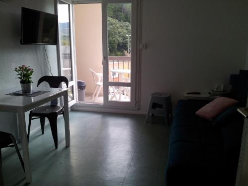 Studio ensoleillé pour cure ou vacances