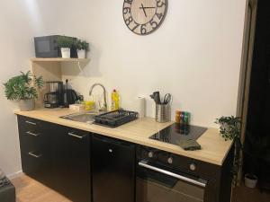 Studio entièrement refait a neuf
