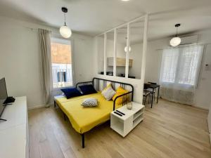 Studio entièrement rénové, situé au cœur du Quartier Haut