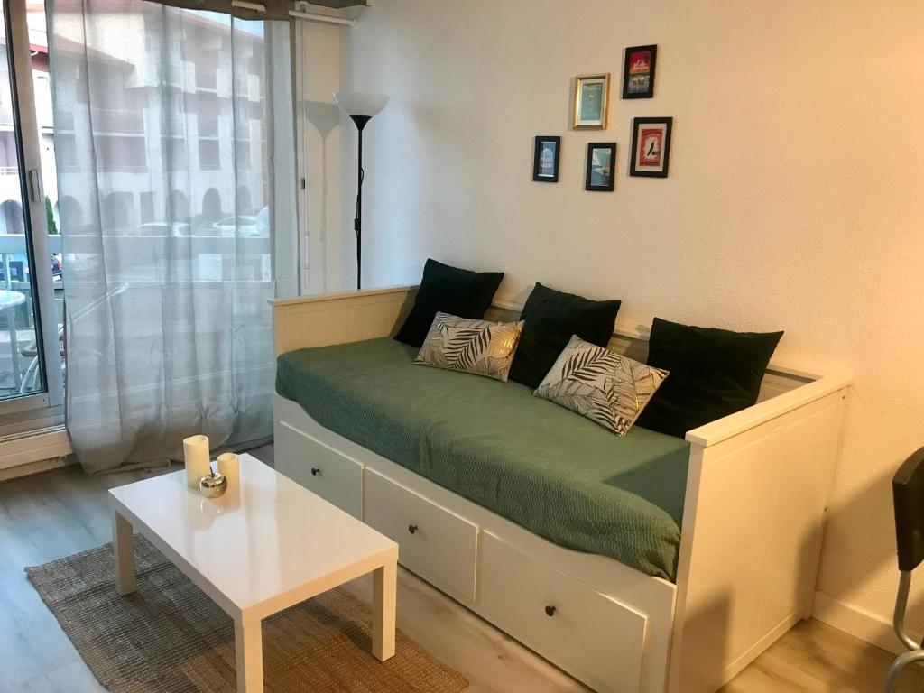 Appartement Studio entre le phare de Biarritz et la plage d'Anglet 49 Boulevard de la Mer 64600 Anglet