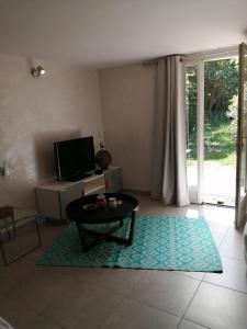 Studio entre Nimes et Uzes