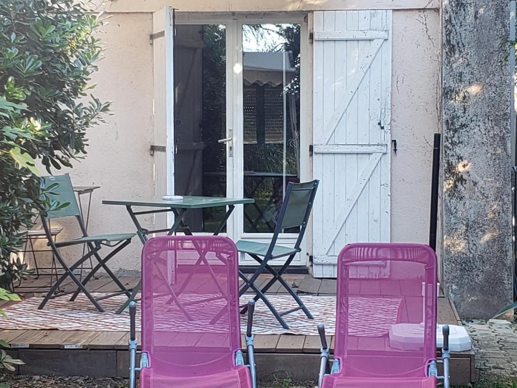 Appartement Studio entre Nimes et Uzes LES MUGUES 30210 Lédenon