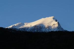STUDIO ENTRE SAVINES ET EMBRUN PRES DU LAC DE SERREPONçON