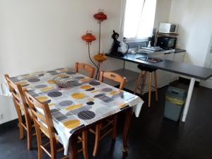 Appartement Studio entre terre et mer 7 Rue des Vieux Puits 17600 Saint-Romain-de-Benet -1