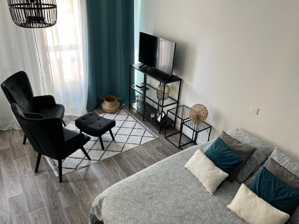 Appartement Studio équipé à neuf à la Part-Dieu WIFI, Netflix et petit-déjeuner inclus 245 Rue André Philip 69003 Lyon