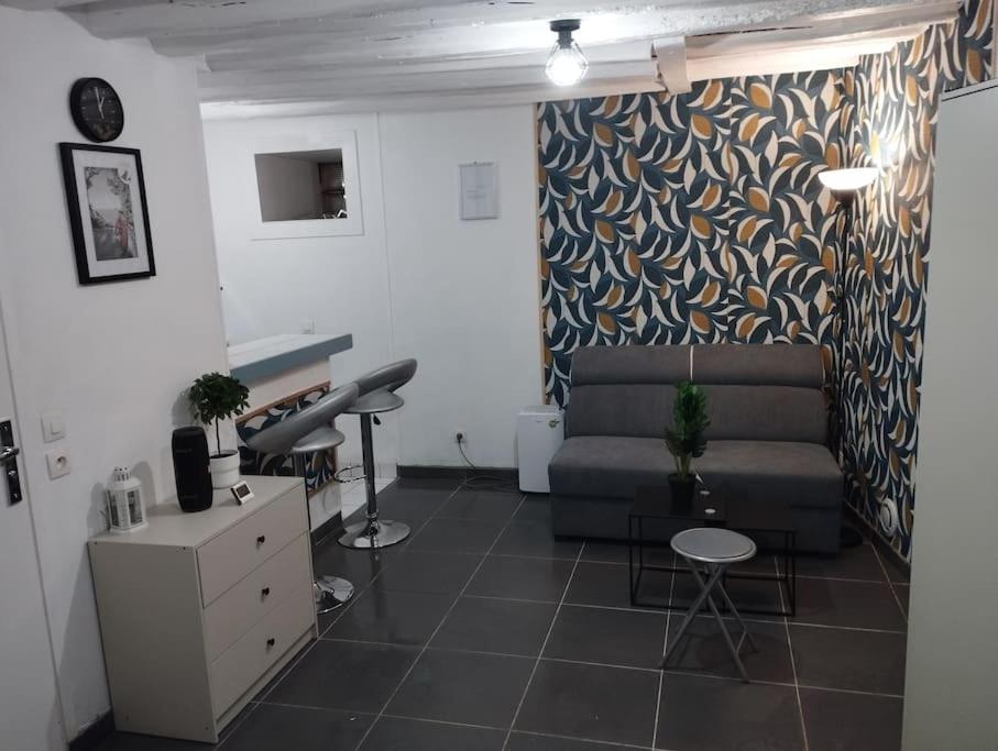 Appartement Studio équipé proche aéroport Paris CDG 15 Rue de la Croix Boissée 95470 Vémars