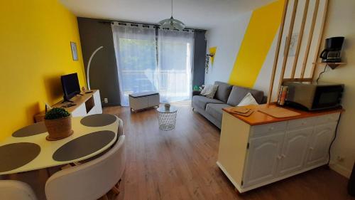 Studio familial 30m2 Les Goelands - grand balcon vue forêt