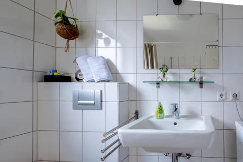 Studio Fayence - EMMA, Netflix, WiFi, Workspace