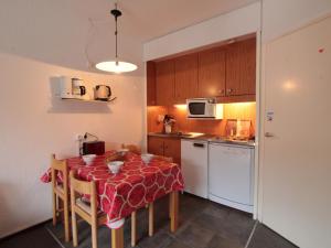 Appartement Studio Flaine, 1 pièce, 4 personnes - FR-1-687-42 Résidence Andromède Flaine Forêt 74300 Arâches-la-Frasse Rhône-Alpes