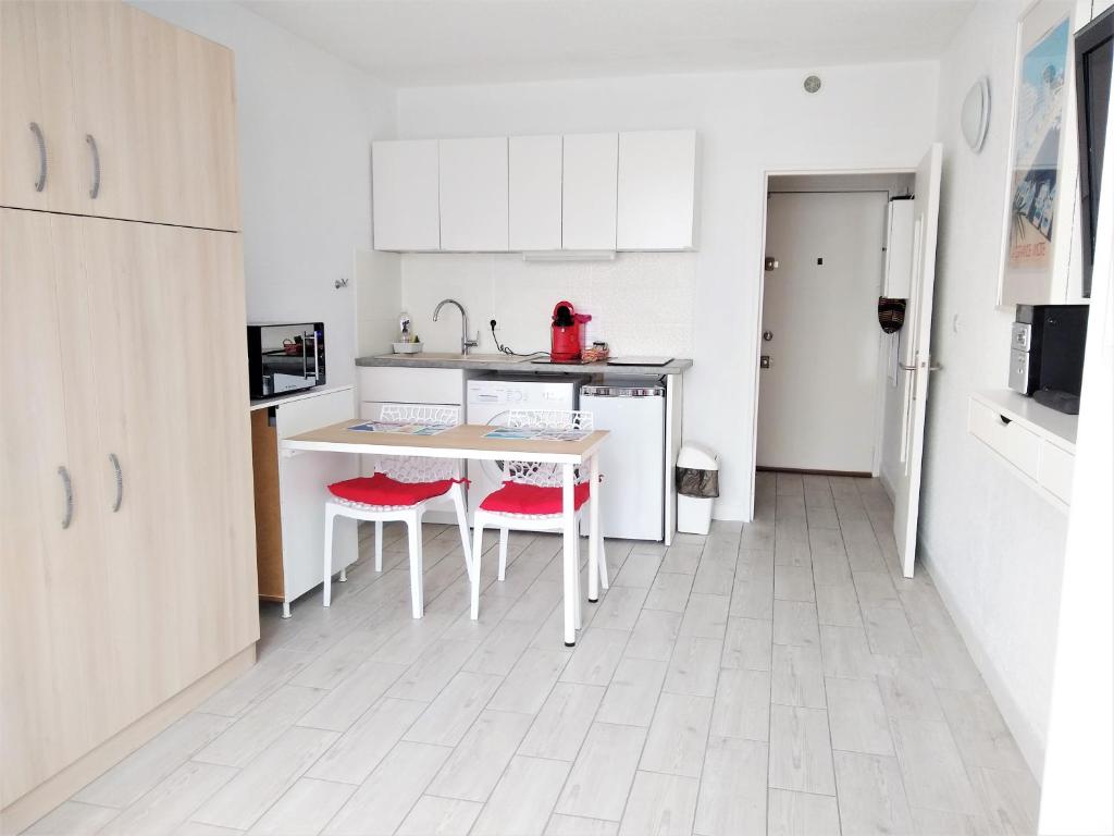 STUDIO Flambant NEUF PIVOINE -12 MIN DISNEYLAND - PARKING & WIFI inclus 77144 Montévrain