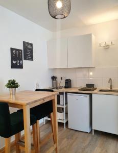Studio fonctionnel au calme avec garage individuel et balcon