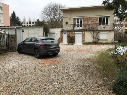 Studio fond de jardin