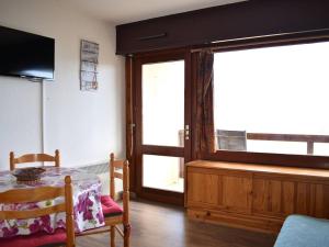 Appartement Studio Font-Romeu-Odeillo-Via, 1 pièce, 4 personnes - FR-1-580-20 10 Rue des Roches Claires LES PIERRES DE LUNE Appt n° 20 66120 Font-Romeu-Odeillo-Via Languedoc-Roussillon