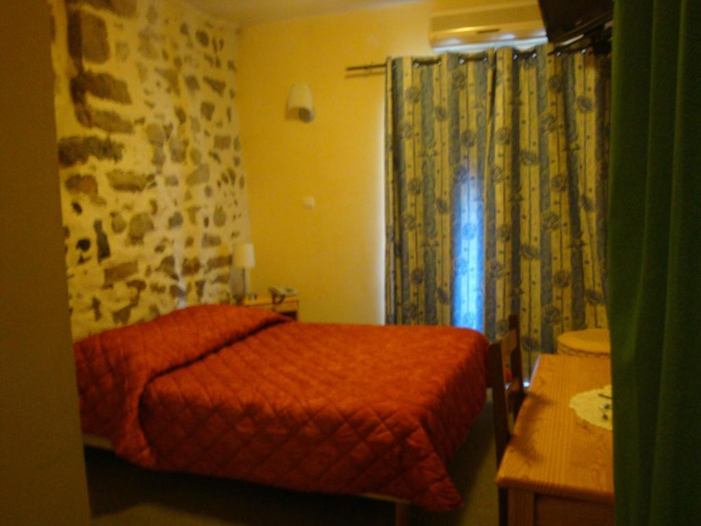 Studio Font-Romeu-Odeillo-Via, 1 pièce, 4 personnes - FR-1-580-58 66120 Font-Romeu-Odeillo-Via