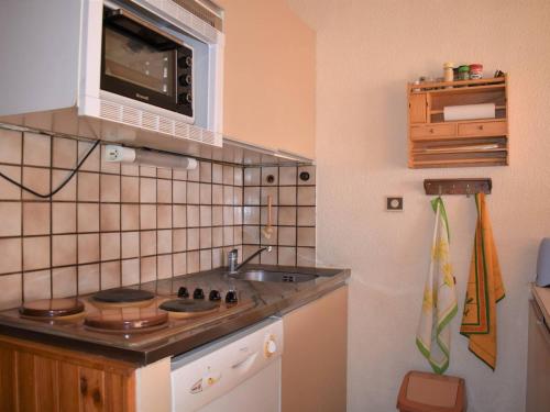 Studio Font-Romeu-Odeillo-Via, 1 pièce, 4 personnes - FR-1-580-59